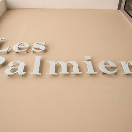 Les Palmiers Beach Boutique Hotel & Luxury Apartments Lárnaca Exterior foto